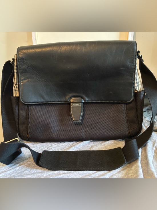 Burberry Handbags - Burberry Black Nylon & Leather Messenger Bag Iconic Check Detail Very Good Cond